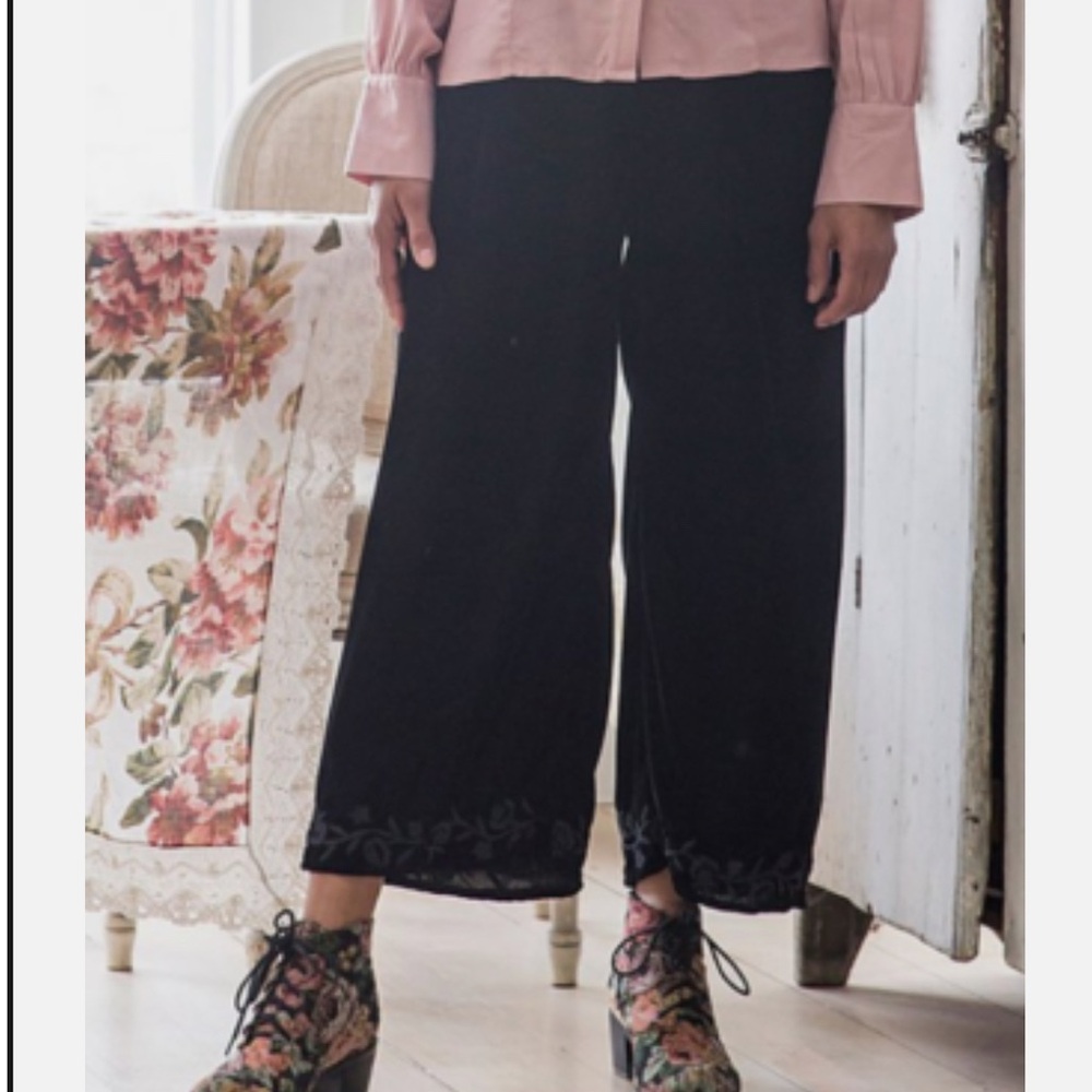 April Cornell Black Wide Leg Pants